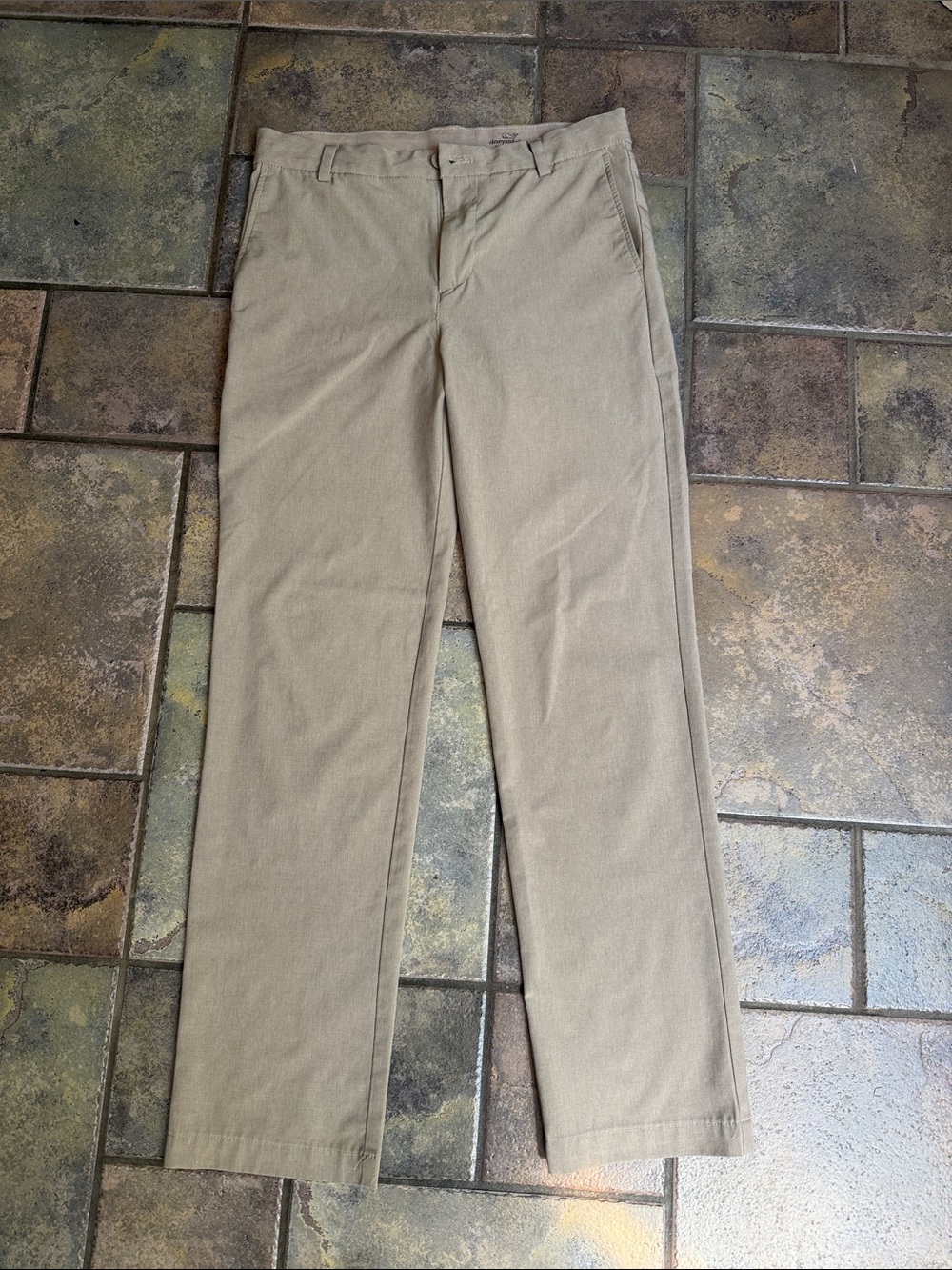 Vineyard Vines Tan Straight-Leg performance pants size 18 - like new